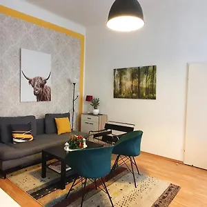 stylish-central-2-room-flat-near-augarten.vienna-besthotels.com/